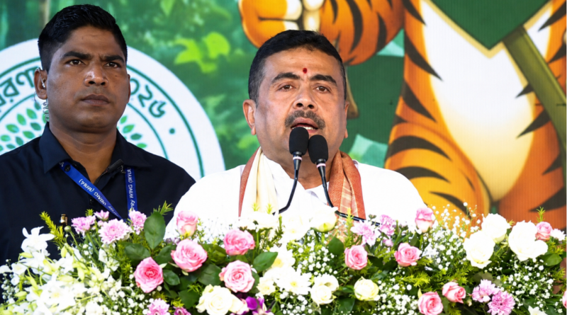 বন দফতরের শূন্যপদ ও কাঠ পাচার নিয়ে অনুষ্ঠানে বক্তব্য রাখছেন মুখ্যমন্ত্রী শুভেন্দু অধিকারী