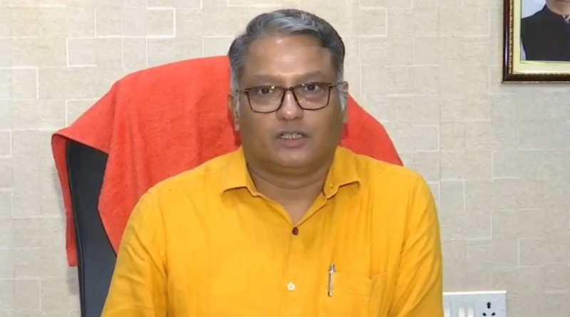 উপাচার্যদের বিরুদ্ধে তদন্তের ইঙ্গিত দিলেন উচ্চশিক্ষামন্ত্রী জগন্নাথ চট্টোপাধ্যায়