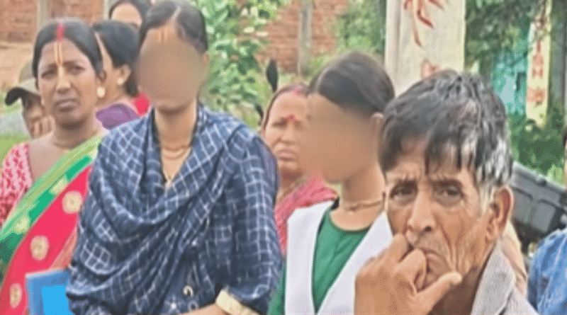 পুরুলিয়ার স্কুলে তুলসীর মালা নিয়ে বিতর্ক
